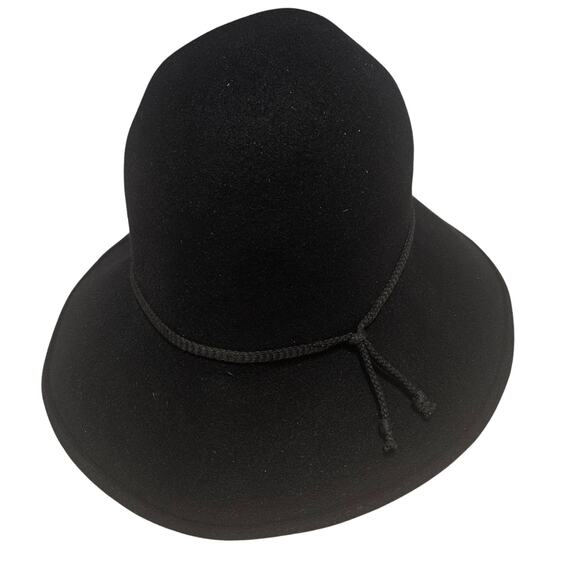 1990s Helen Kaminski Black Merino Wool Cloche Hat Cotton Rope Hatband Size L main image 5